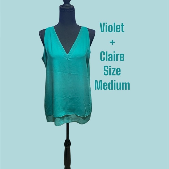 VIOLET + CLAIRE TURQUOISE SLEEVELESS PULLOVER BLOUSE SIZE MEDIUM GENTLY WORN - Picture 1 of 3